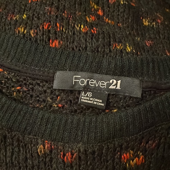 Festive Short Sleeve Sweater ~Forever21~ LG - Picture 4 of 4